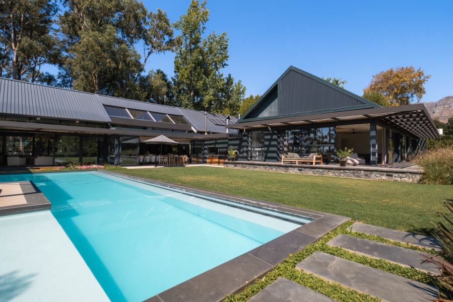 7 Bedroom Property for Sale in Groot Constantia Western Cape